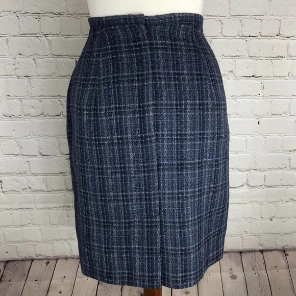 Vintage Women’s Tailor B. Moss Blue and Cream Fully Lined Skirt - Size 2 - Picture 3 of 5